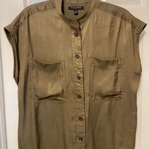 Lovely olive green, satin-feel Banana Republic blouse with cap sleeves.